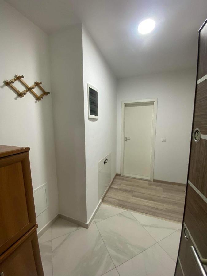 Private Apartments Prishtina พริสตีนา ภายนอก รูปภาพ