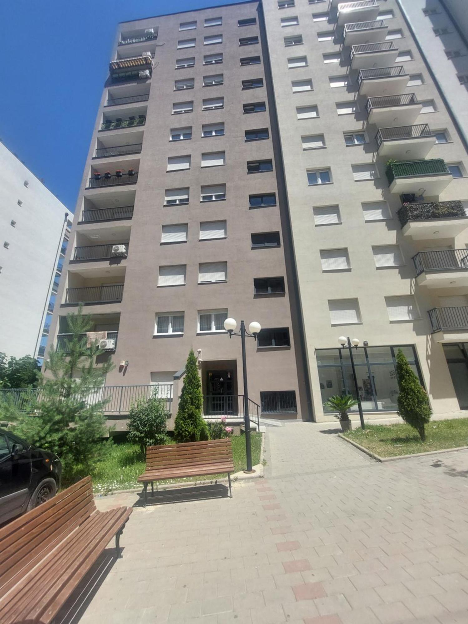 Private Apartments Prishtina พริสตีนา ภายนอก รูปภาพ