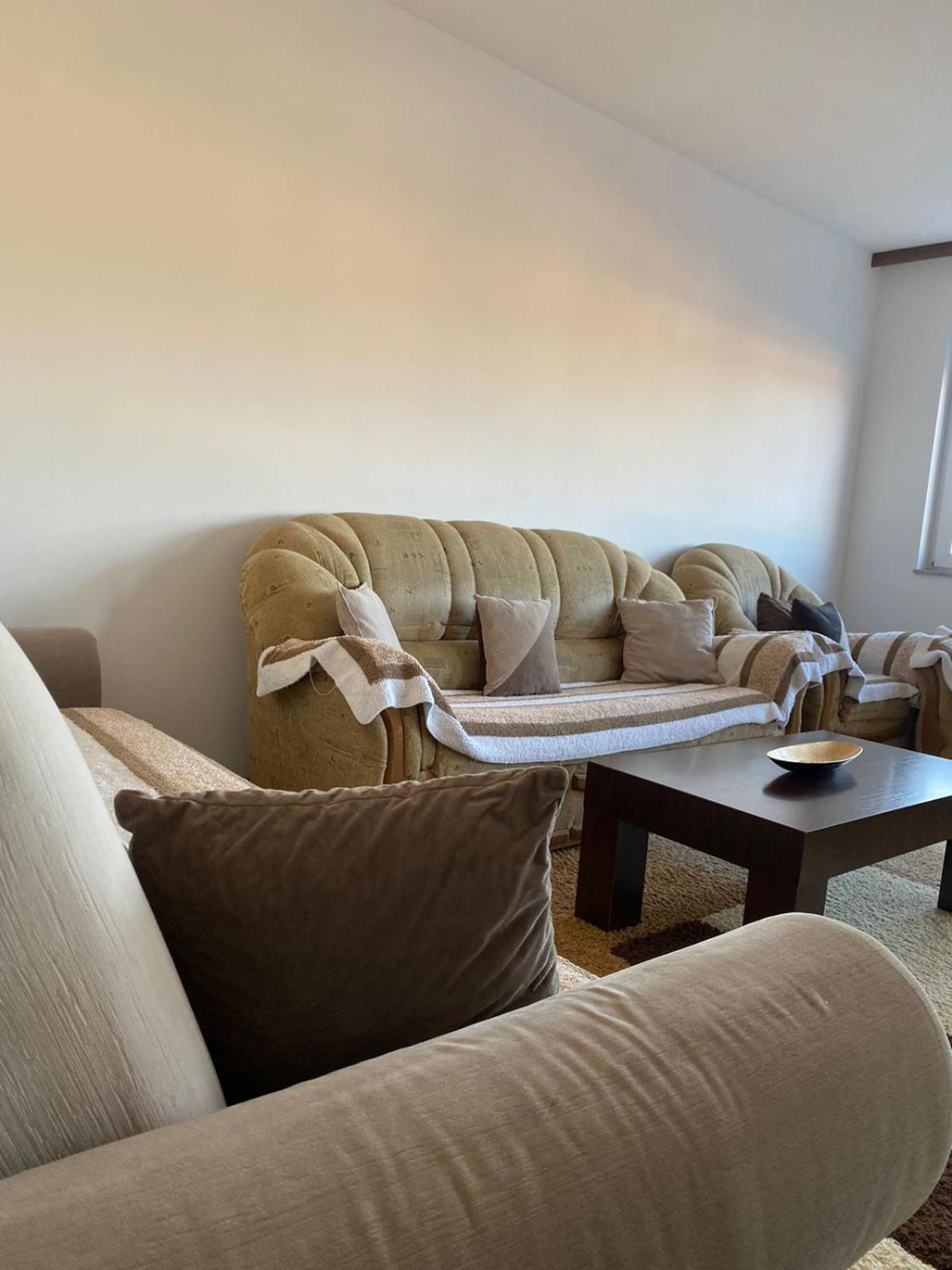 Private Apartments Prishtina พริสตีนา ภายนอก รูปภาพ