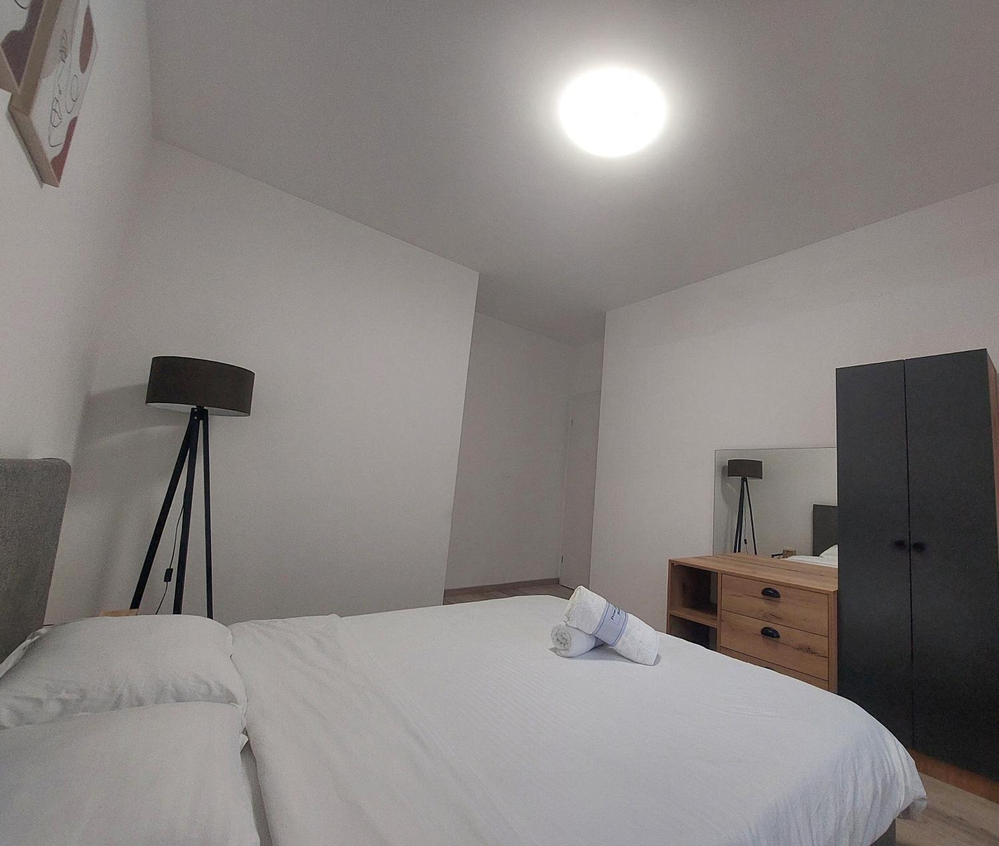 Private Apartments Prishtina พริสตีนา ภายนอก รูปภาพ